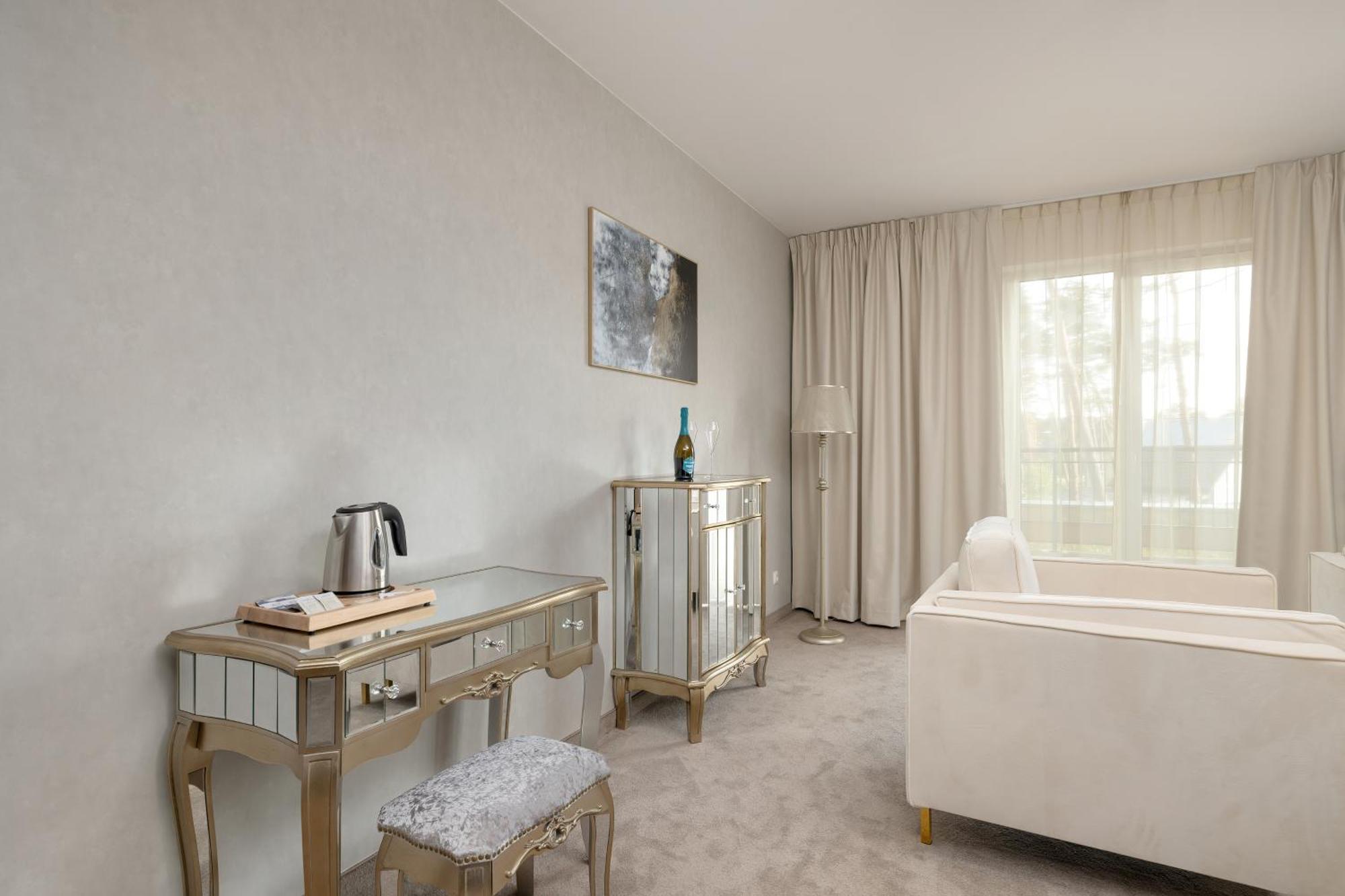 Juvena Hotel Wellness & Spa Adults Only Międzywodzie Exteriör bild