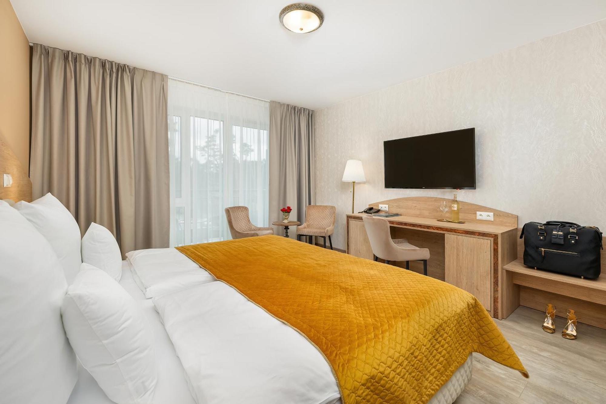 Juvena Hotel Wellness & Spa Adults Only Międzywodzie Exteriör bild